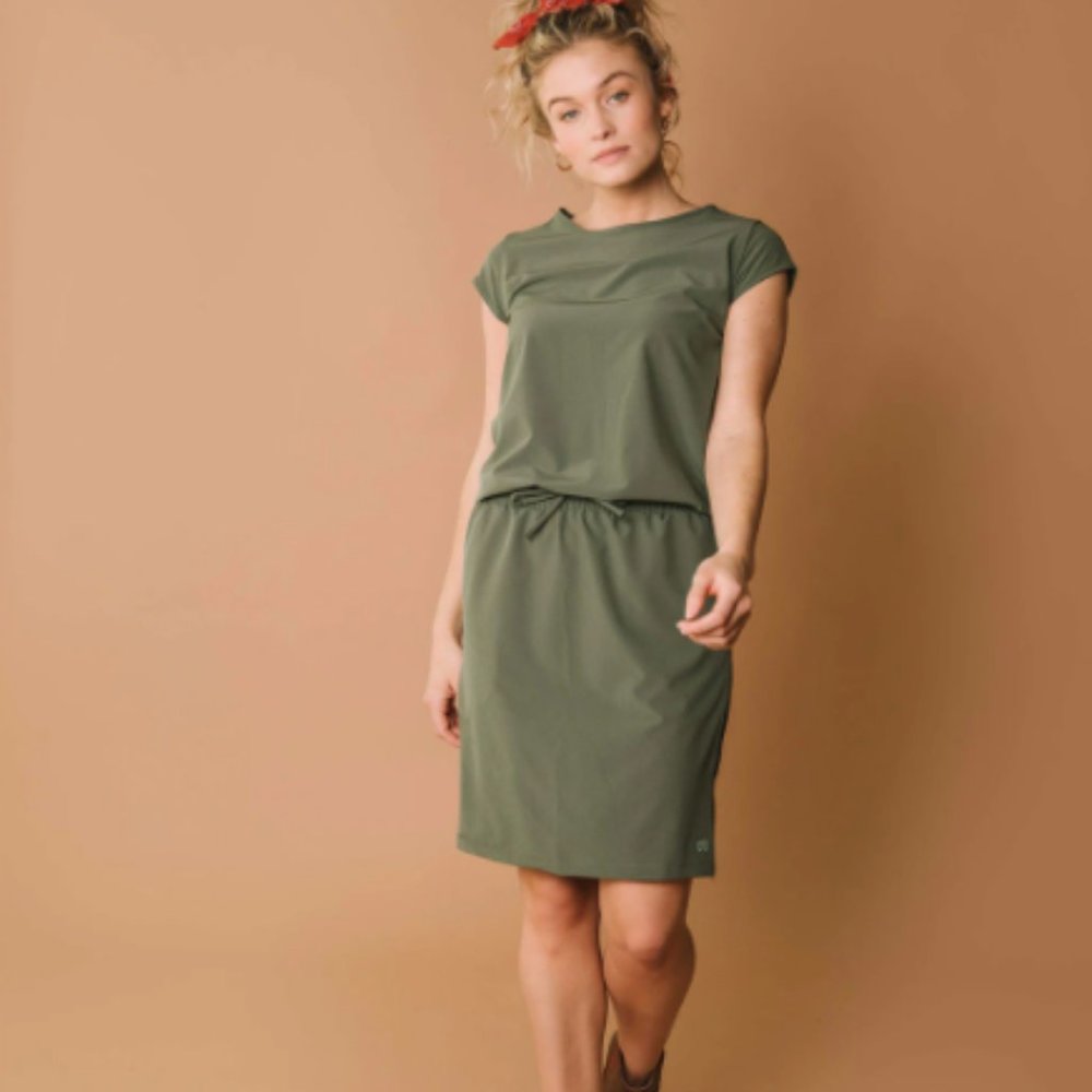 Albion Fit Sage Going Places Dress (Size L)